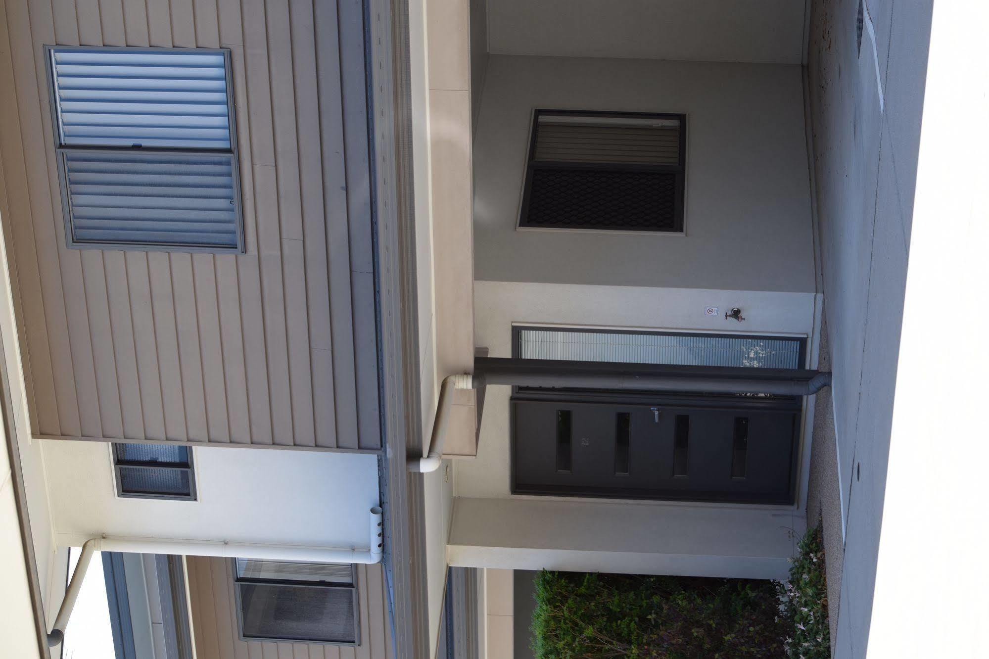 Gladstone Heights Executive Apartments Buitenkant foto